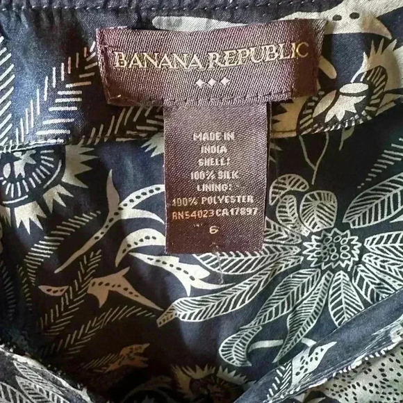 Banana Republic size 6 silk forest green floral Summer cap sleeve dress. VGUC - Picture 4 of 11